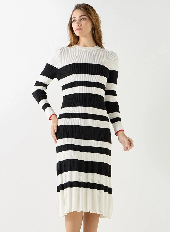 2Xtremz 2Xtremz Striped A-line Dress with Long Sleeves