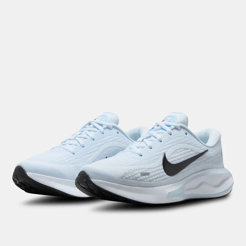 نايكي حذاء الجري الطريق جورني رن للنساء