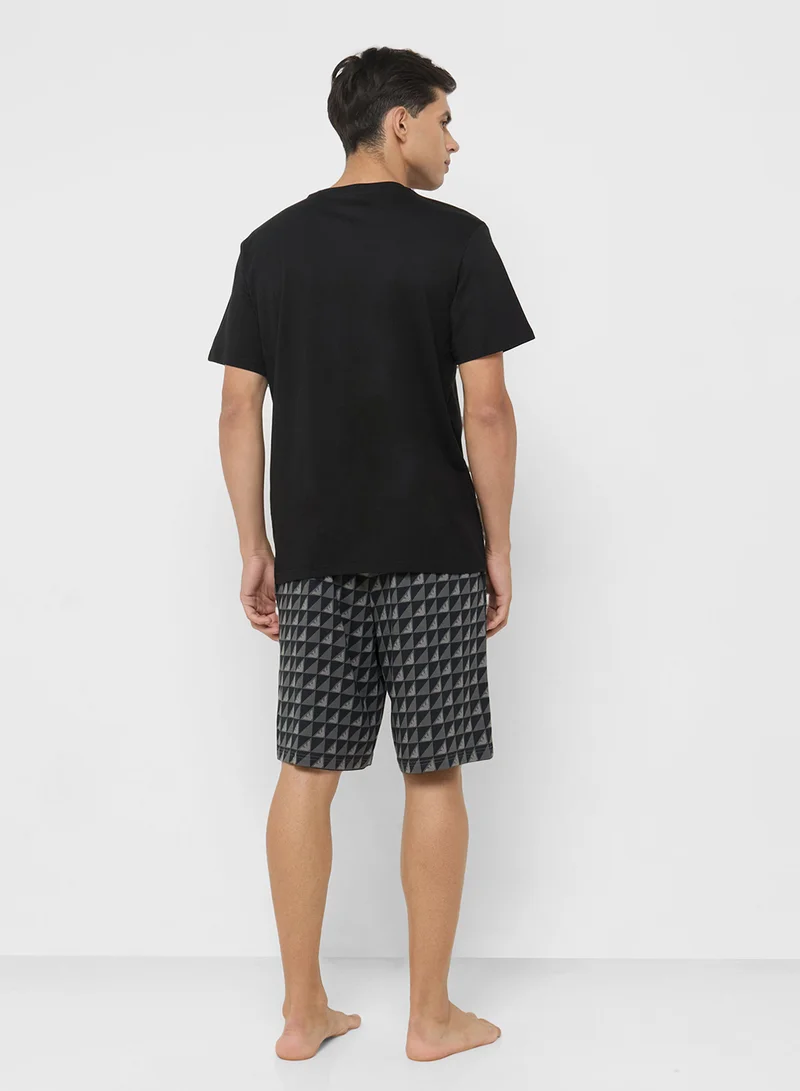 امبوريو ارماني Logo T-Shirt And Shorts Set