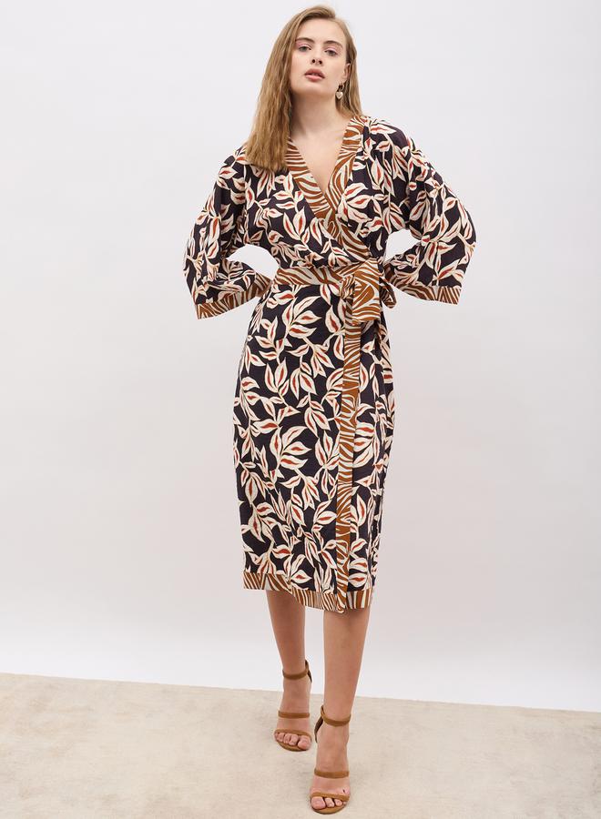 Styli Floral Print Wrap Dress - Image 2