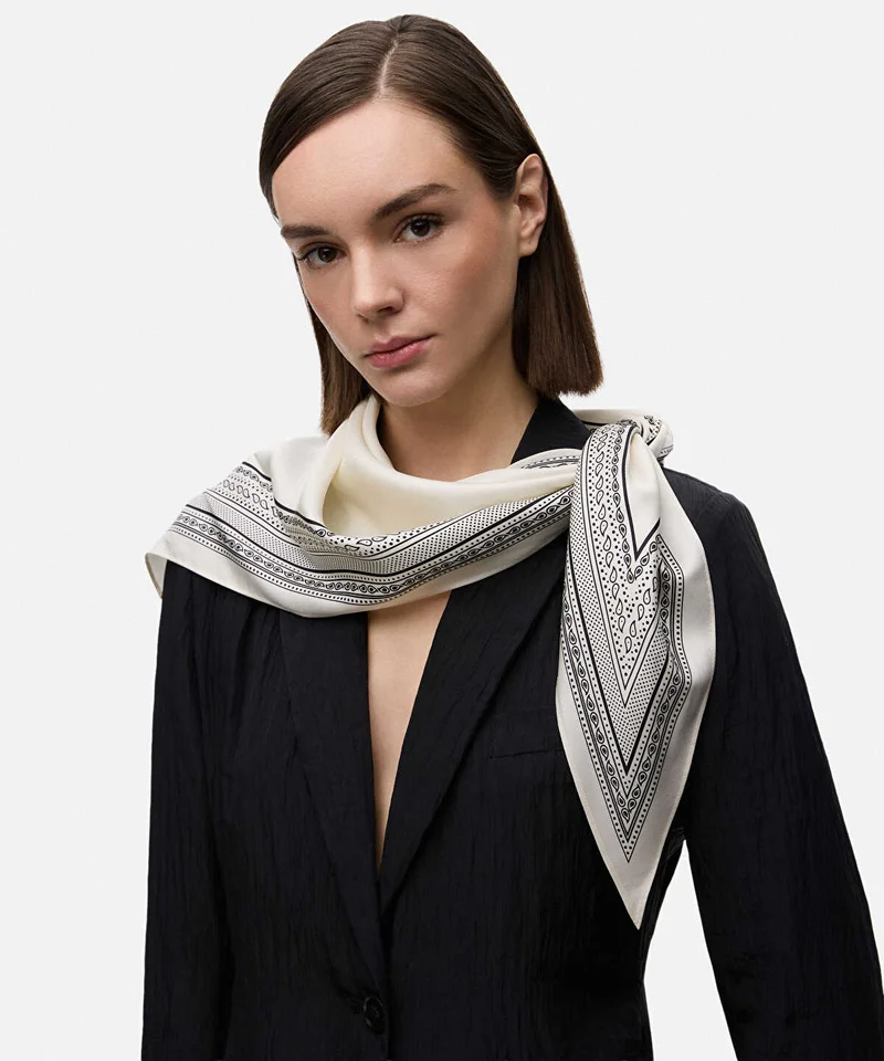 ايبيكيول Printed Scarf