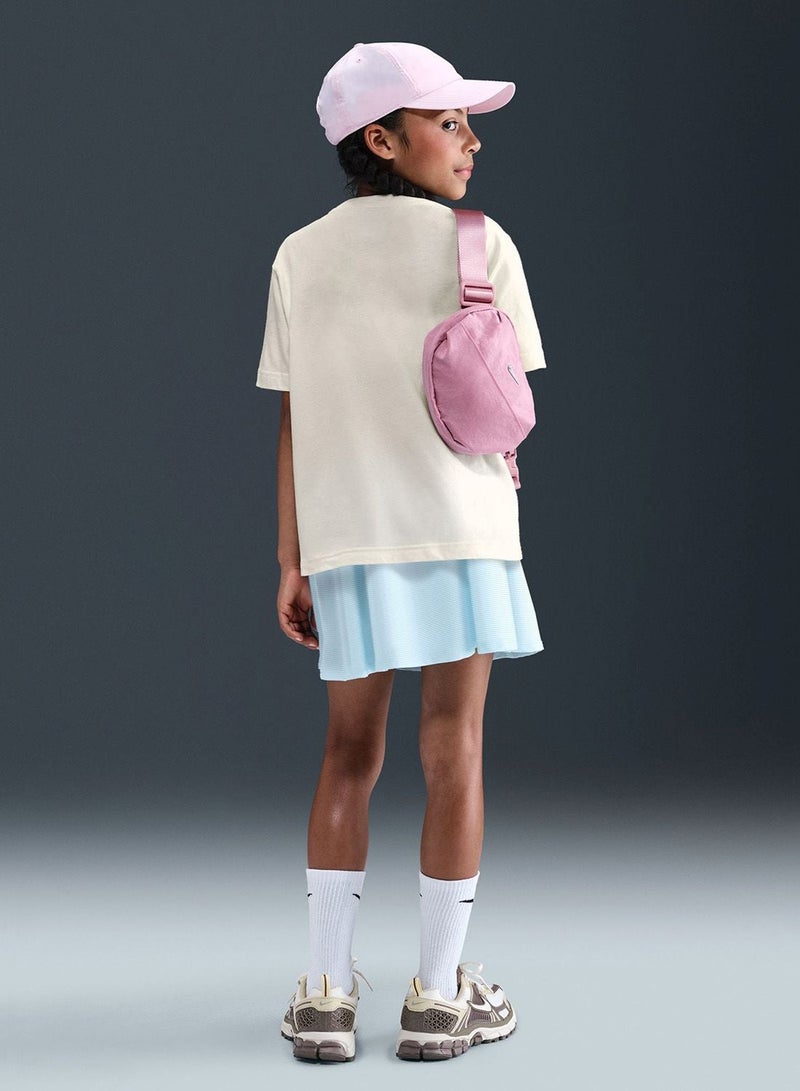Nike Youth Nsw Tred Bf T-Shirt - Image 2