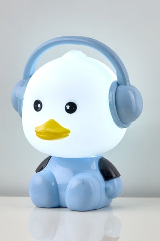 نجفة شوب اباجوره اطفال علي شكل بطوط باللون اللبني اضاءه ليد 10*25*28 - pzsku/Z1EE136D51E1B1AC0DF4CZ/45/1755337567/2ef24b15-aaa6-458b-8f48-579cfed6d445