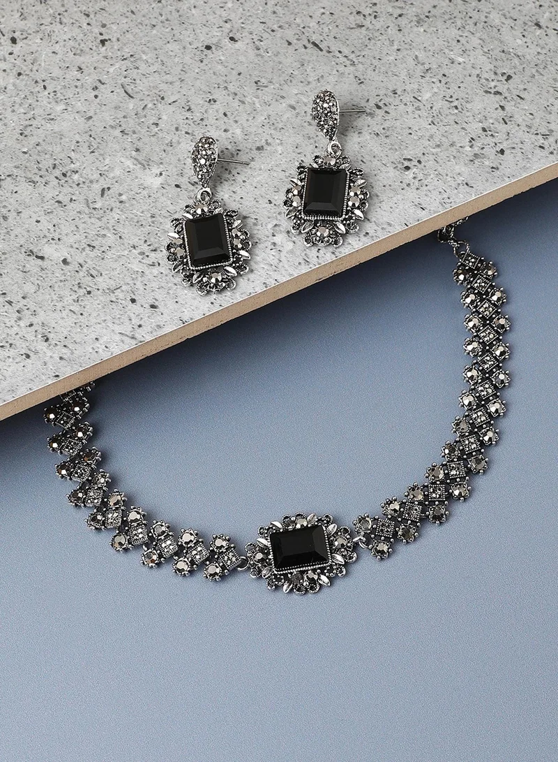 SOHI Maxi Crystal Artificial Jewellery Set