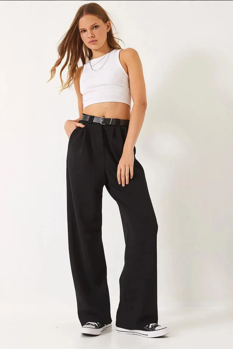Bianco Lucci LUCCI Belted Wide Leg Knit Pants