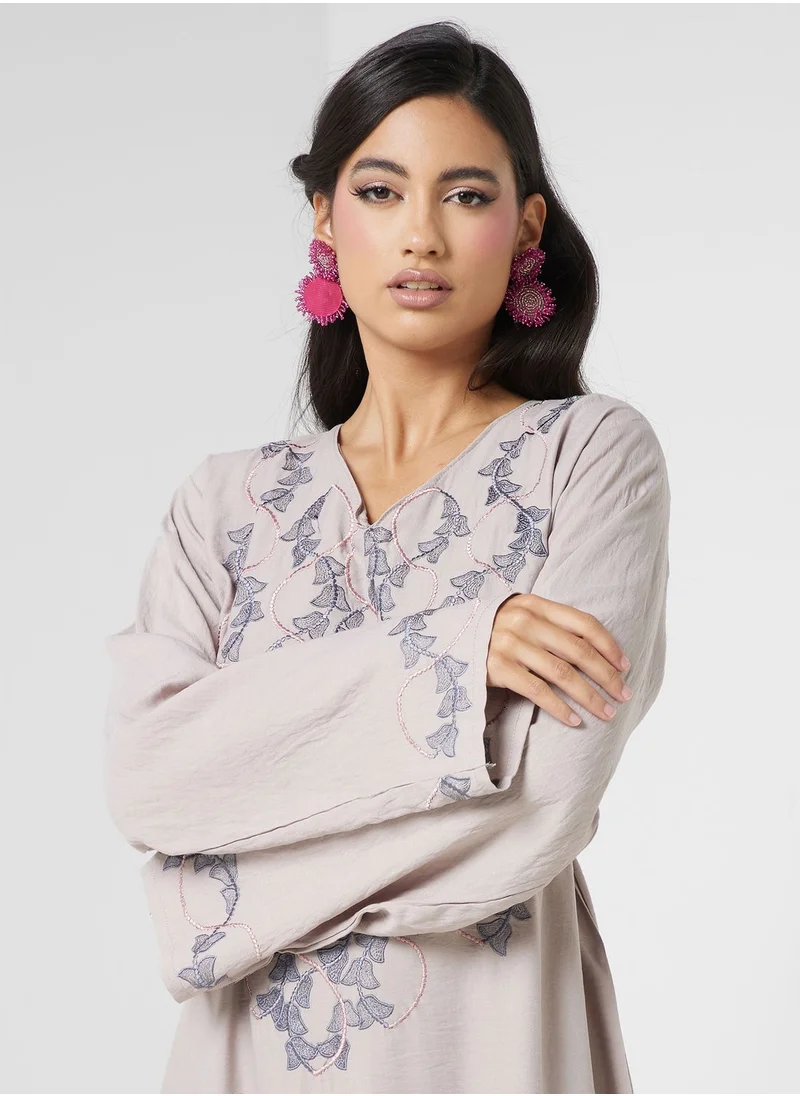 hayas closet Embroidered Belted Jalabiya