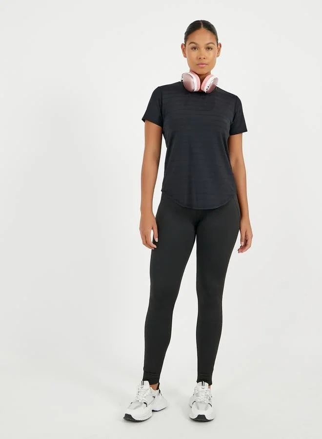 Styli Active Textured Curved Hem Short Sleeve Top