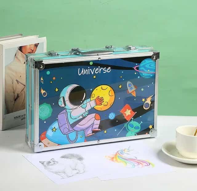 Invite Enterprise 145 قطعة مجموعة ألوان الرسم مجموعة أقلام تلوين تظليل شمع ألوان زيتية مجموعة ألوان كعك ألوان مائية فرشاة مبراة ممحاة لوازم فنية للفنانين 145 قطعة كوكب أزرق - Image 2