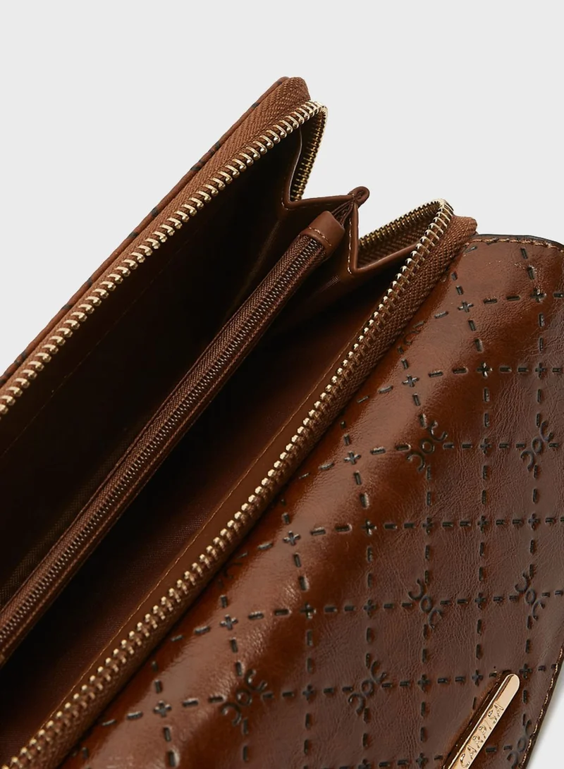 CARPISA Textured Detail Purse