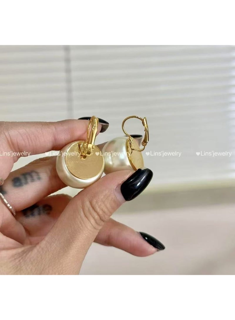 20mm Brass Faux Pearl Clip-On Earrings - Elegant  - Image 1