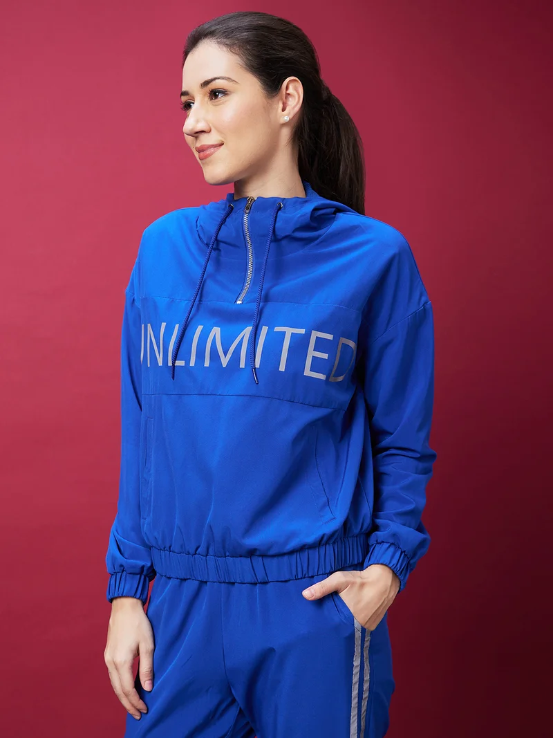 جلو باص جاكيت بومبر نسائي بطباعة جرافيك وشريط عاكس من جلوبس