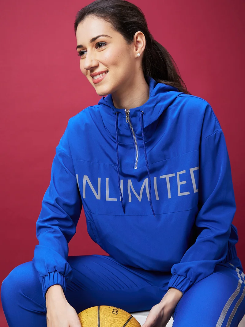 جلو باص جاكيت بومبر نسائي بطباعة جرافيك وشريط عاكس من جلوبس