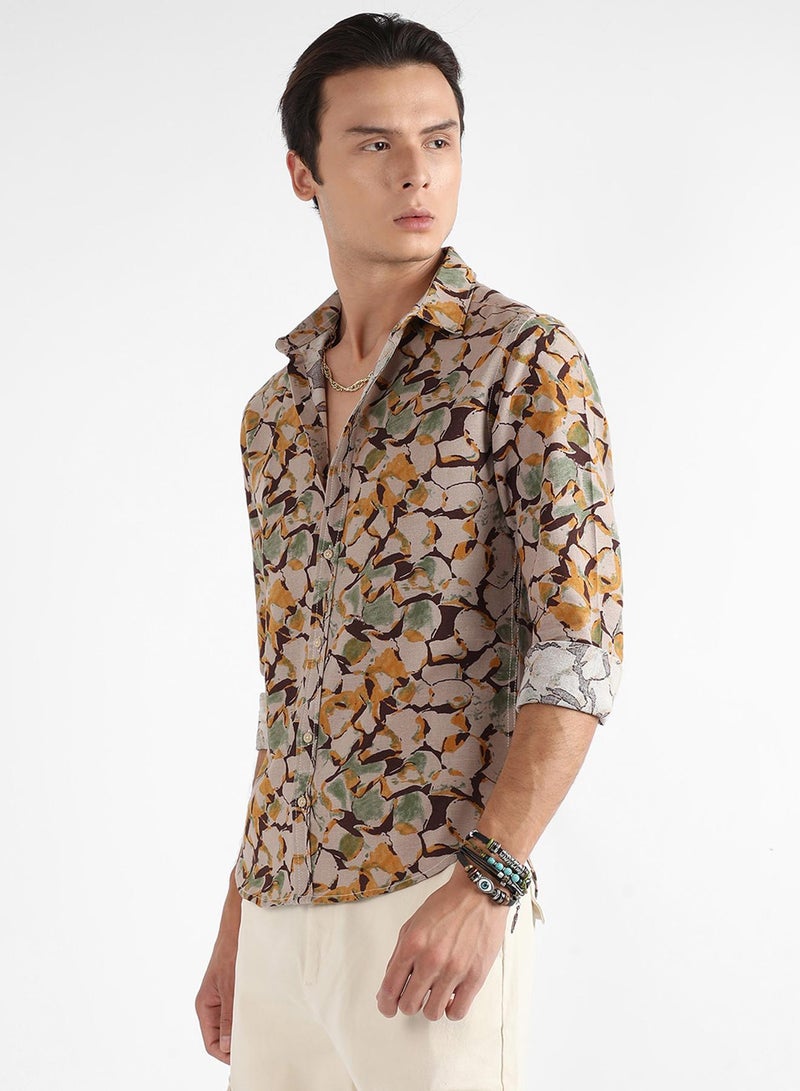 Campus Sutra Campus Sutra Men's Beige & Green Artistic Floral Cluster Shirt For Casual Wear | Spread Collar | Long Sleeve | Button Closure | Cotton Shirt Crafted With Comfort Fit For Everyday Wear  - Image 3