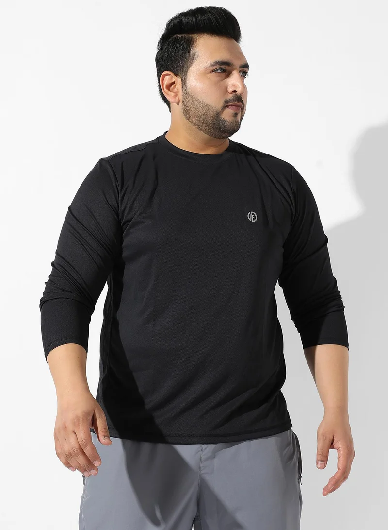 Instafab Plus Men's Solid Black Regular Fit Activewear T-Shirt