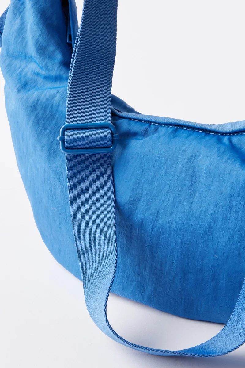 HARLEY CRESCENT SLING BAG