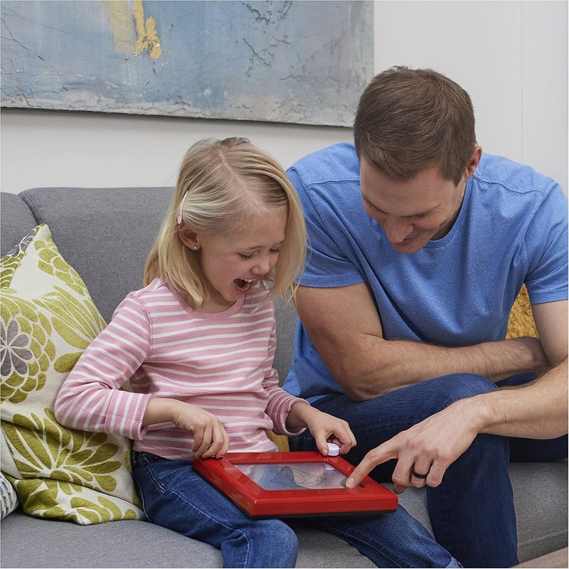 Etch A Sketch Classic, Drawing Toy with Magic Screen, for Ages 3 and up (Style May Vary) - Image 2