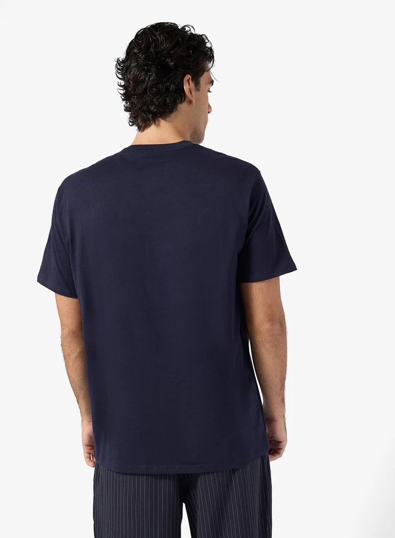 GUESS Short Sleeve Crew Neck American Trad T-Shirt