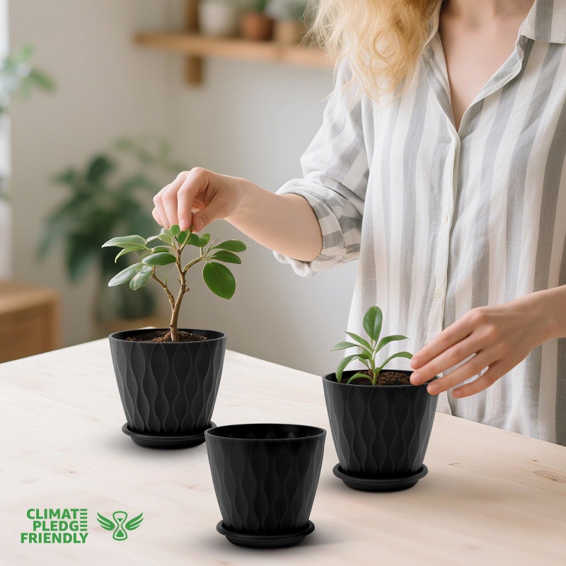 YNNICO 4 inch Plant Pots, 5 Pack Flower Pots Outdoor Indoor, Planters with Drainage Holes and Tray Saucers(Black) - Image 4