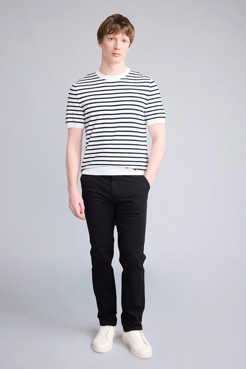 ديفاكتو Standard Fit Crew Neck Knitwear Short Sleeve T-Shirt