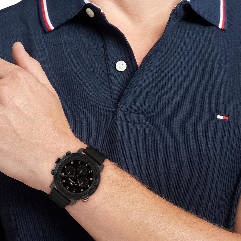 TOMMY HILFIGER ساعة تومي هيلفيغر للرجال بقرص أسود من الجلد - Image 4