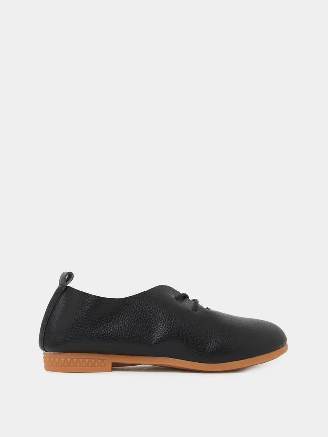 Styli Styli Girls Lace Detail Casual Shoes
