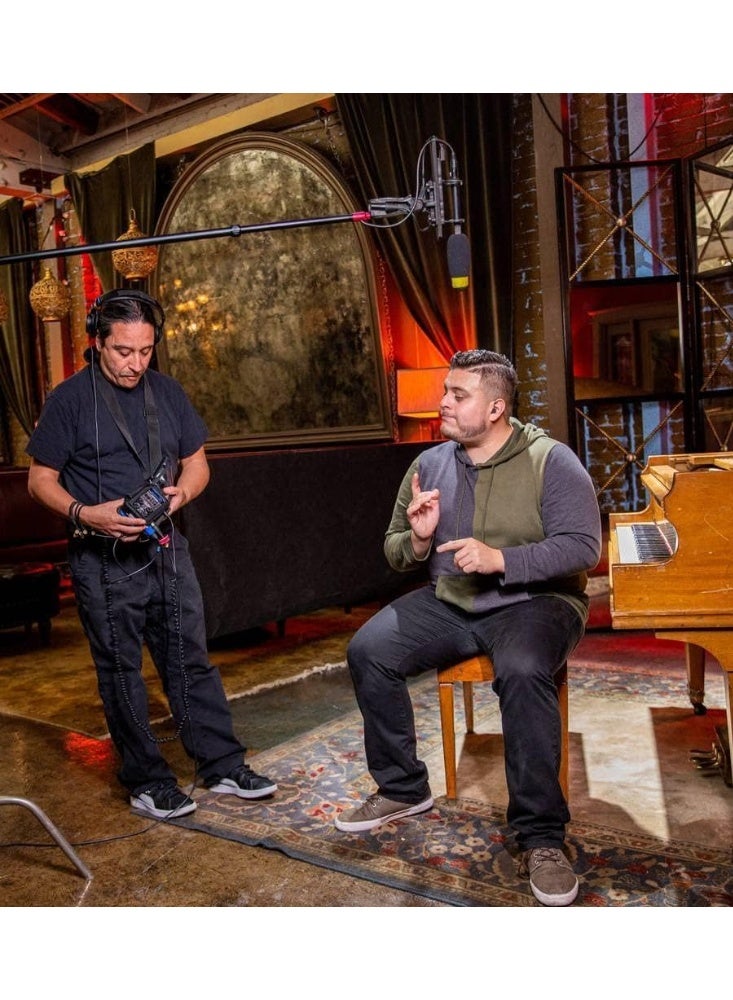 زوم حزمة ملحقات Zoom APH-6 لجهاز التسجيل المحمول H6، تتضمن جهاز تحكم عن بعد مع كابل تمديد، ومحول تيار متردد USB، وواقي أمامي مشعر - Image 4