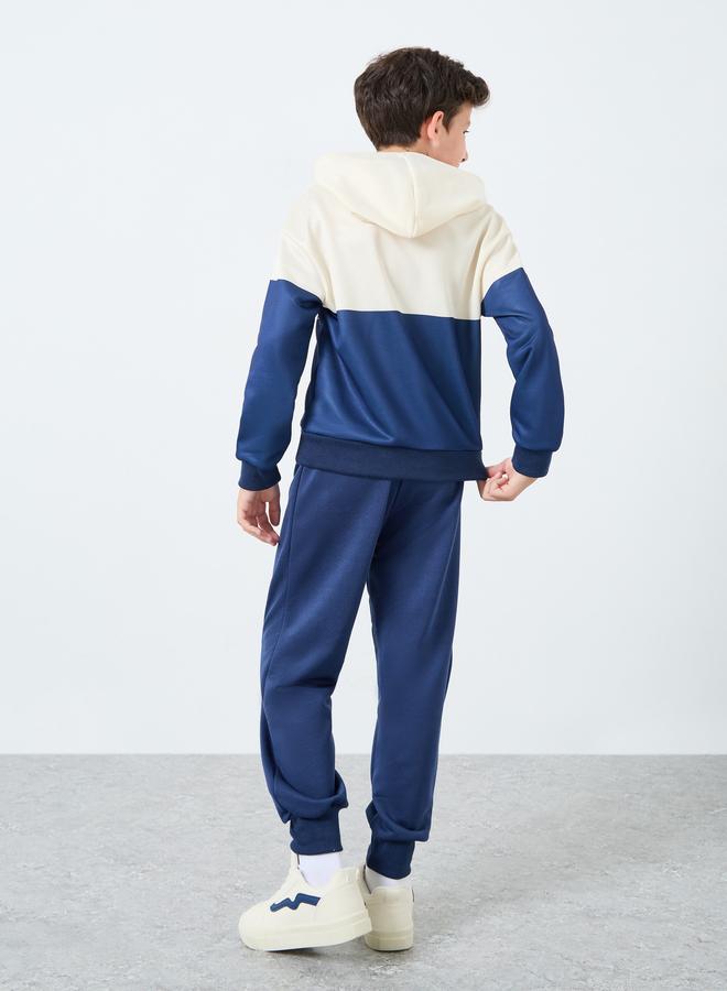 Styli Boys Blue Color Block Hoodie And Joggers Set - Image 4