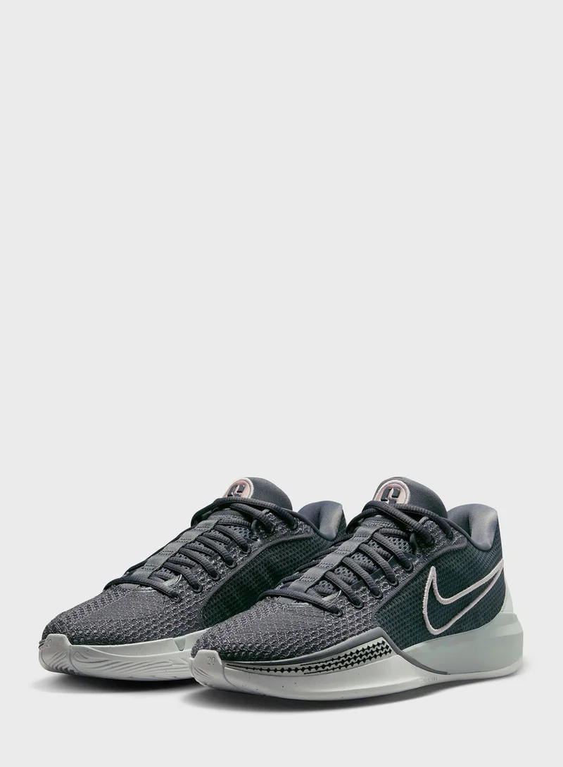 Nike Sabrina 1