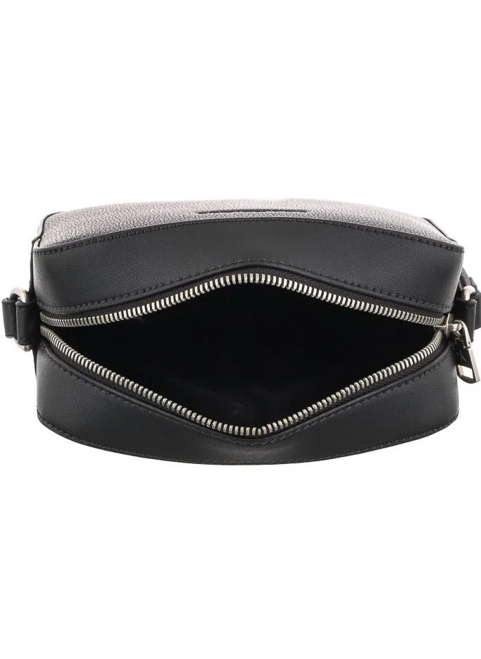 Calvin Klein Jeans Minimal Monogram Camera Bag18