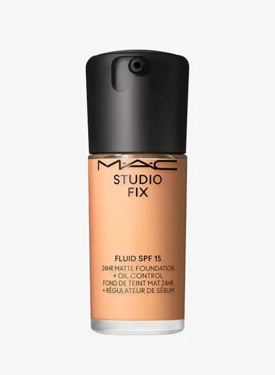 MAC Cosmetics Studio Fix Fluid Foundation Spf 15 - Nw22