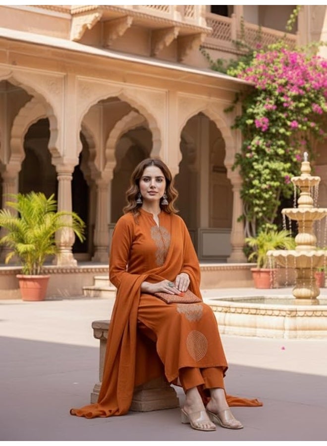 آني ديزاينر طقم كورتة مستقيمة مطرزة من رايون فيسكوز من تصميم آني للنساء، مع بنطال وشال | طقم كورتة وبنطال وشال للنساء | زي هندي تقليدي | مقاس متوسط - Image 4