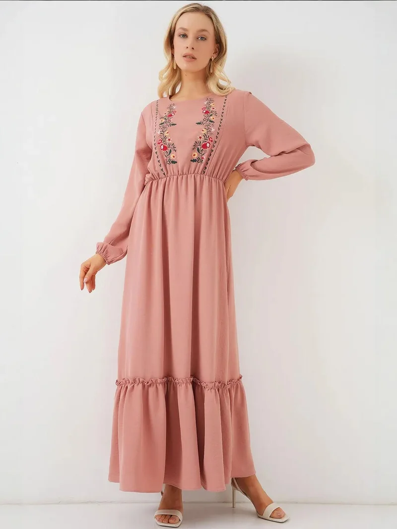 بيغ دارت BDART Embroidered Maxi Dress with Crew Neck