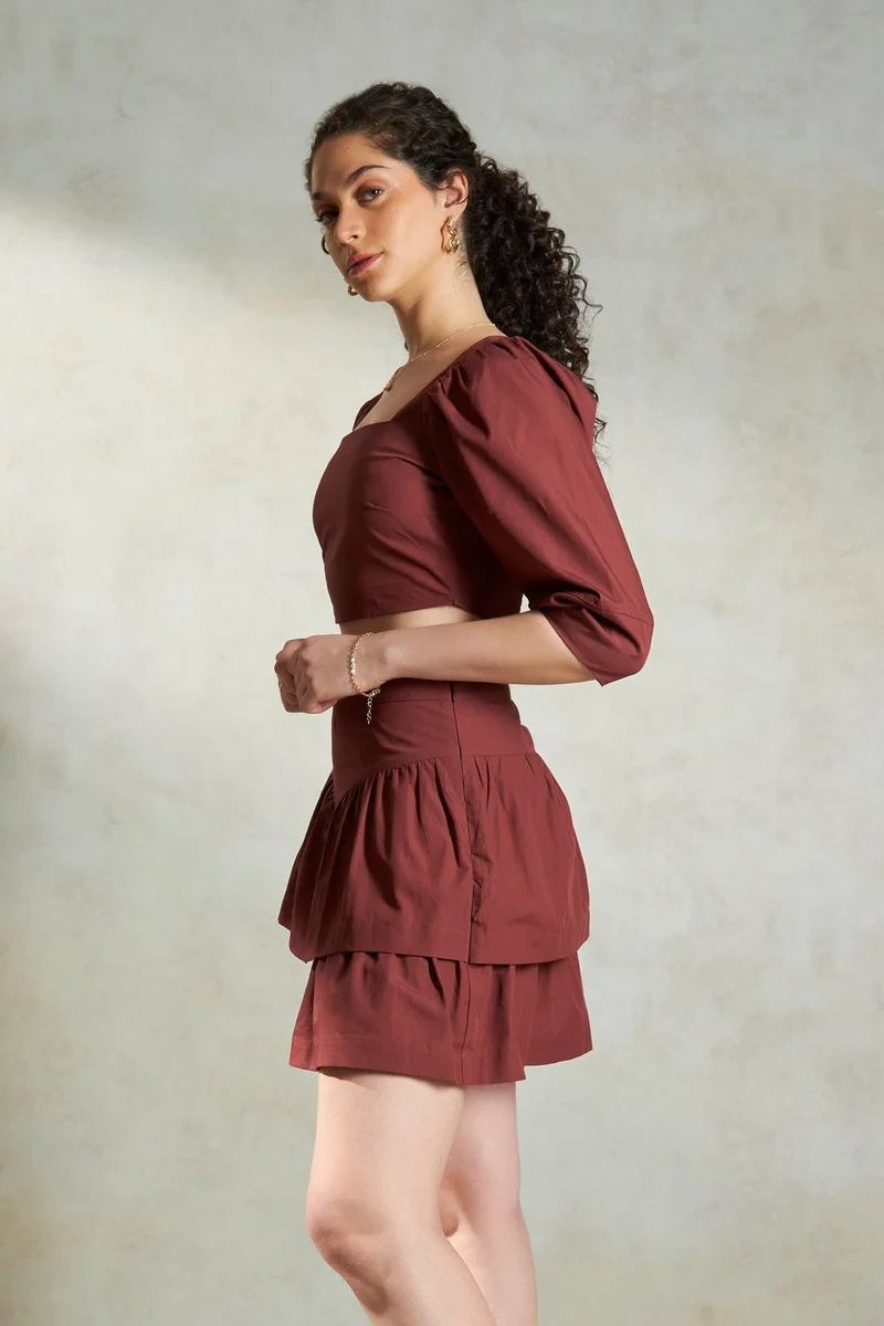 Virgio Cotton Fitted Brunchwear Square Neck Crop Tops for Women