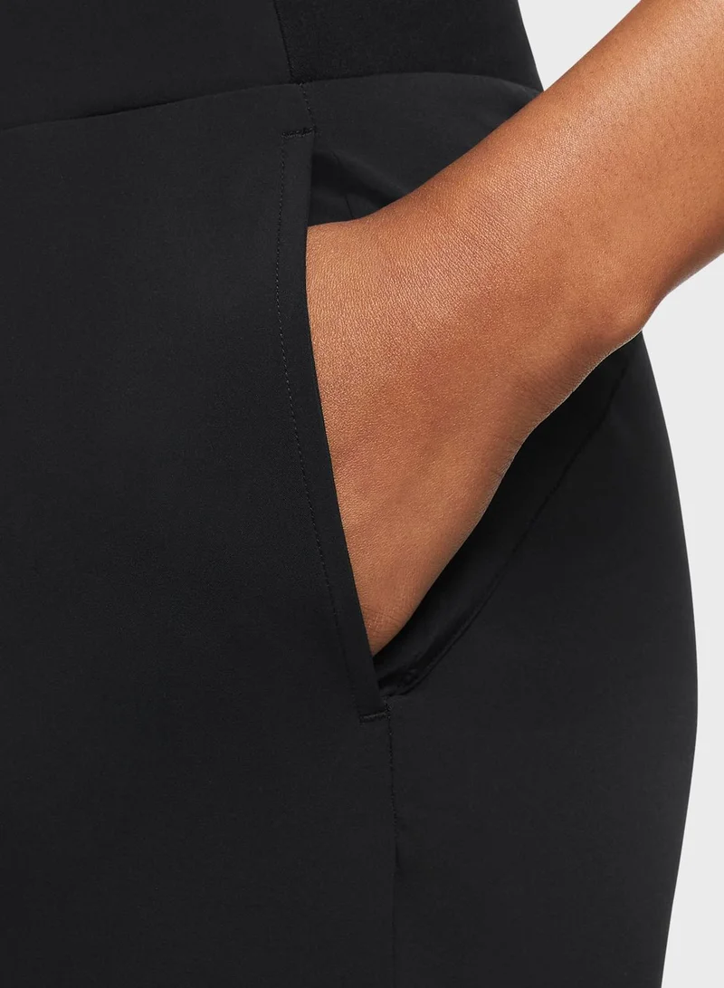 Nike Dri-Fit Bliss 7/8 Sweatpants