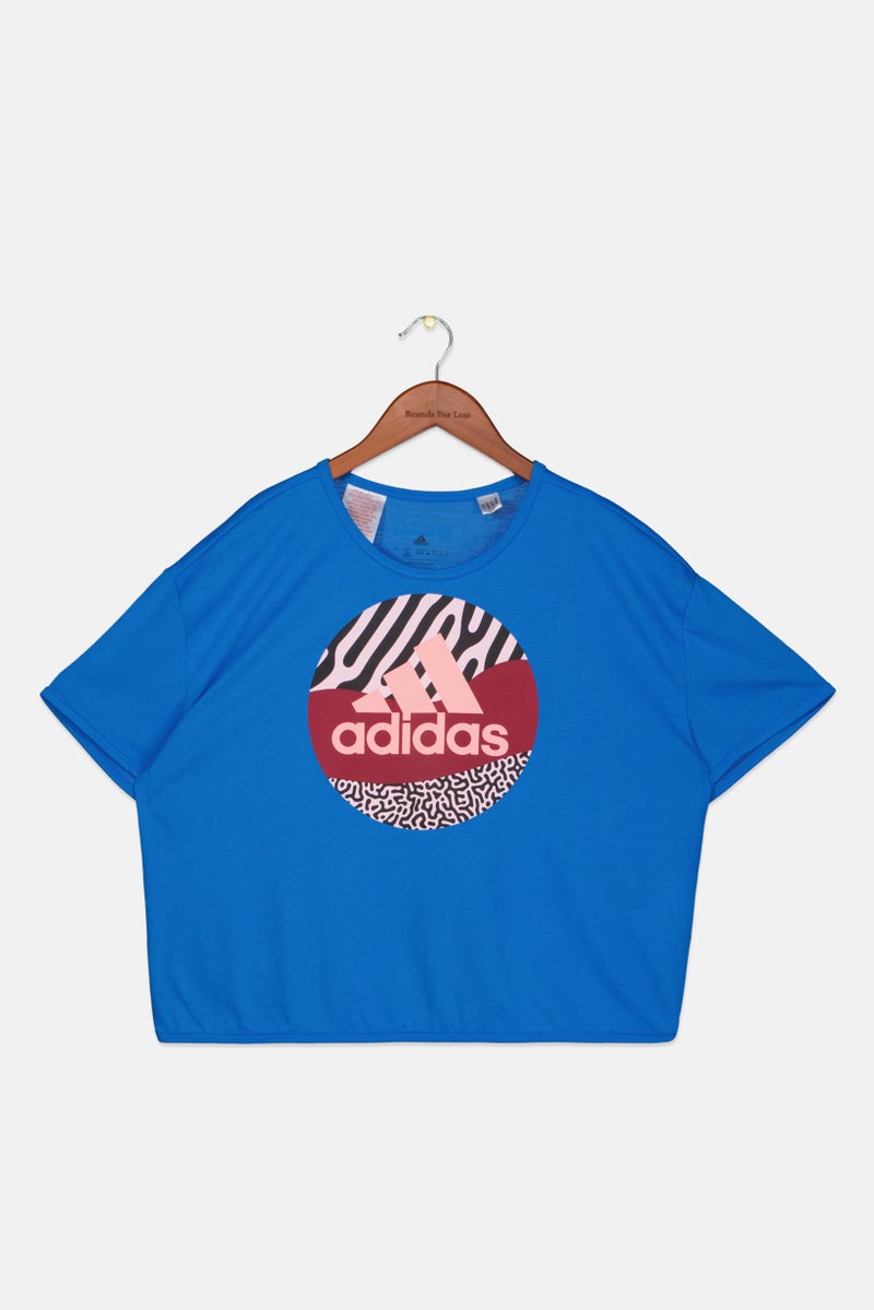 Adidas ملابس رياضية للبنات للأطفال قميص قصير الأكمام بطباعة جرافيك، مجموعة زرقاء - Image 1