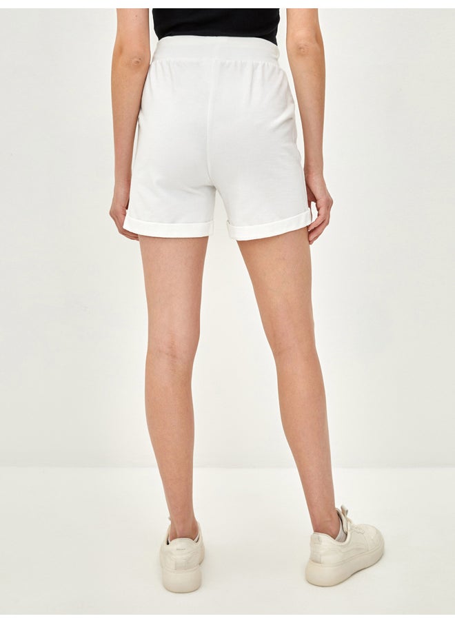 LC WAIKIKI - Women's Straight With Elastic Waist Binding Detailed Shorts - Image 1