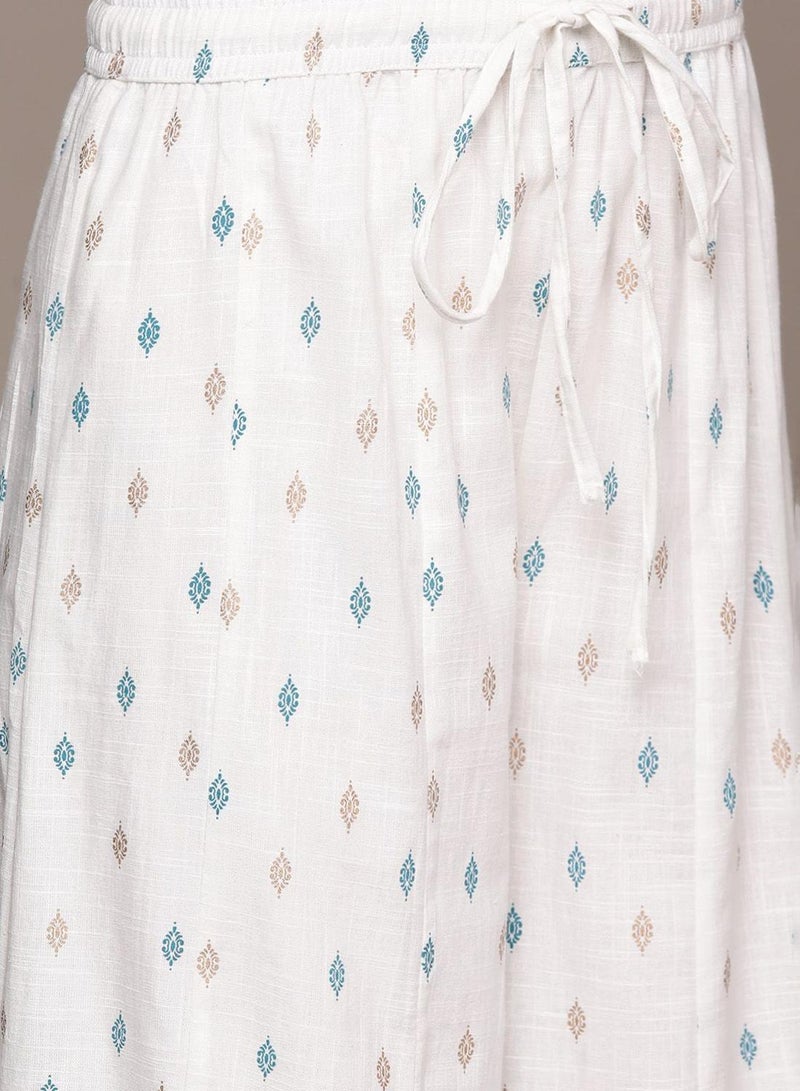 ISHIN Women'S Off White 100% Cotton Embroidered Regular Fit Kurta Set - Image 3