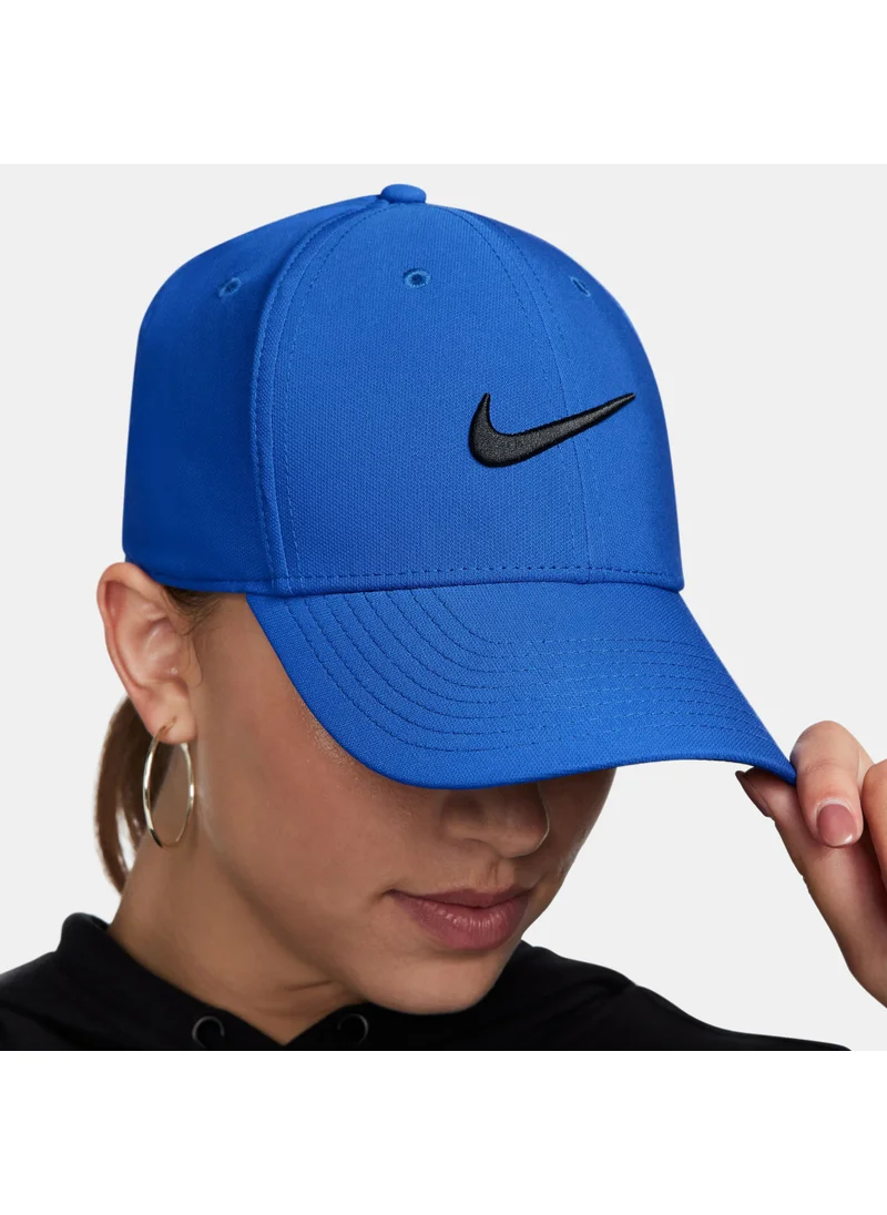 Nike Dri-FIT Club Structured Swoosh Cap
