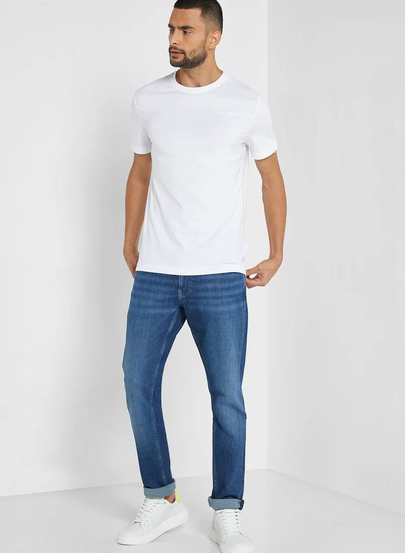 CALVIN KLEIN Essential Crew Neck T-Shirt