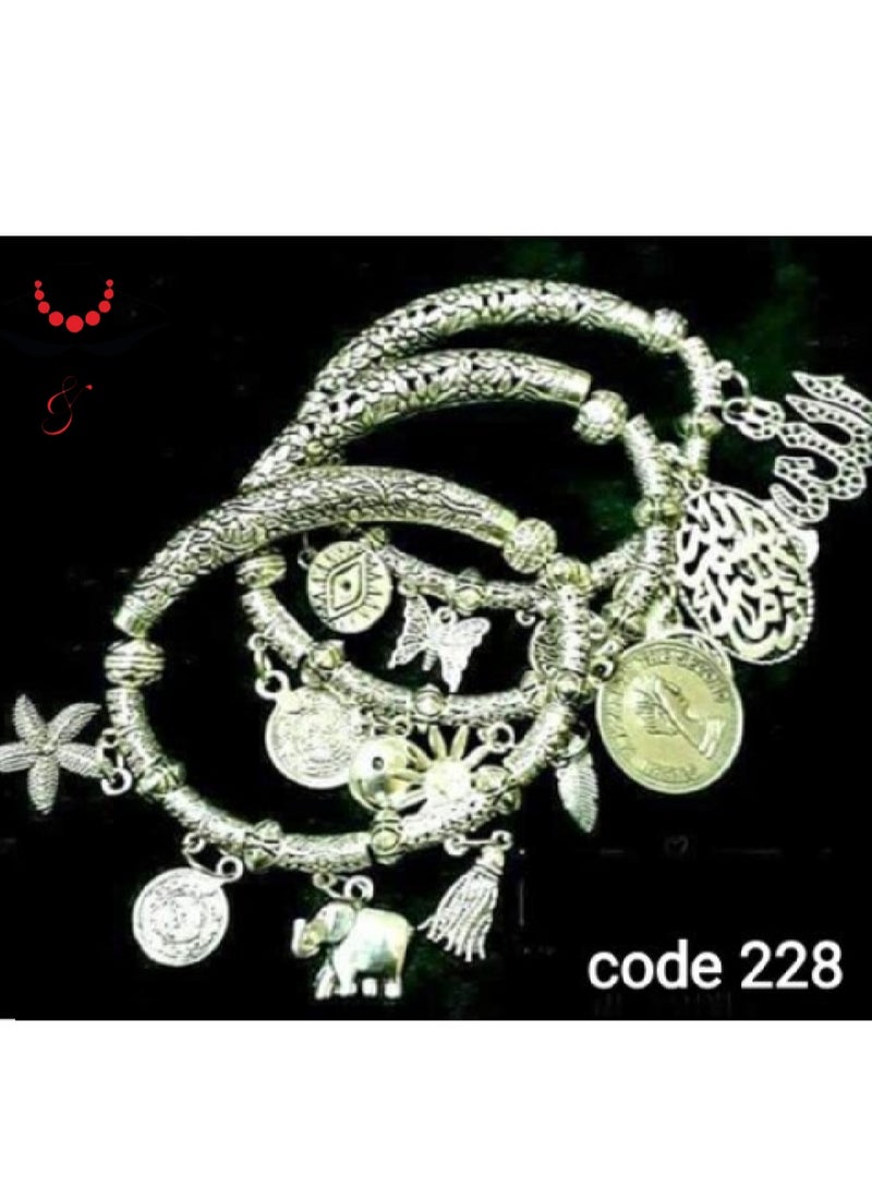 R&R A set of women's and girls' bracelets of nickel silver with multiple pendants