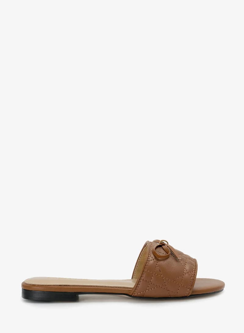 Lorianne Bente - slide sandals