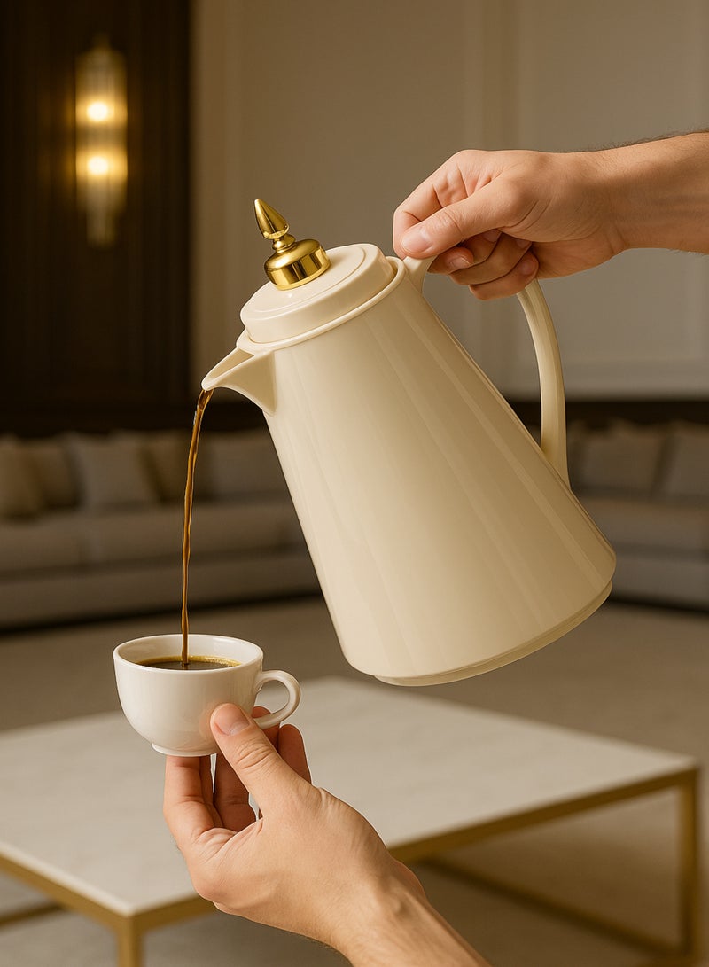 باصرة ترمس شاي وقهوة بيج فاخر سعة 1 لتر – حفظ حراري 12 ساعة وحفظ برودة 24 ساعة – دلة عصرية بلمسة ذهبية أنيقة للضيافة والاستخدام اليومي - Image 1