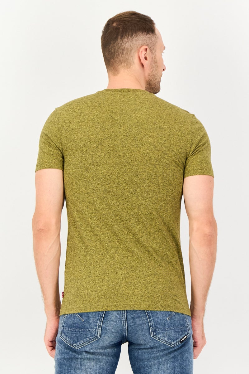 Levi's تي شيرت رجالي بأكمام قصيرة وياقة دائرية بشعار العلامة التجارية، زيتوني - Image 2