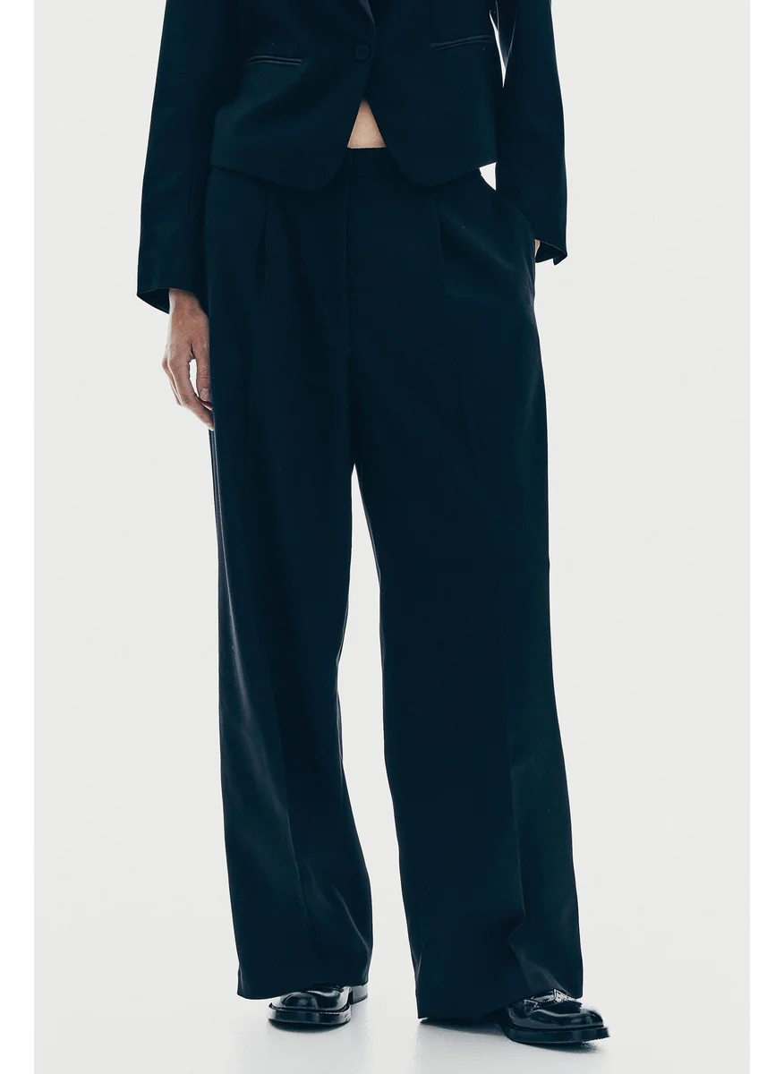 H&M Straight Tailored Trousers