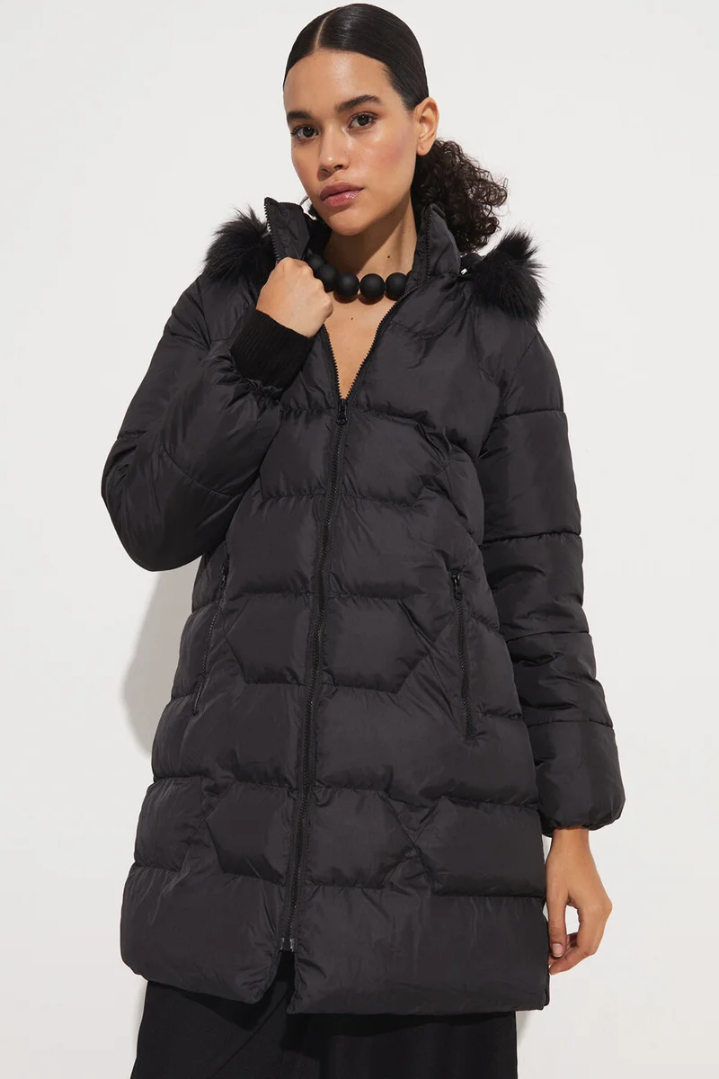 جون Women's Coat
