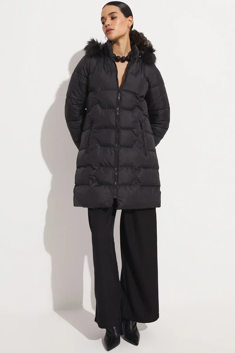 جون Women's Coat