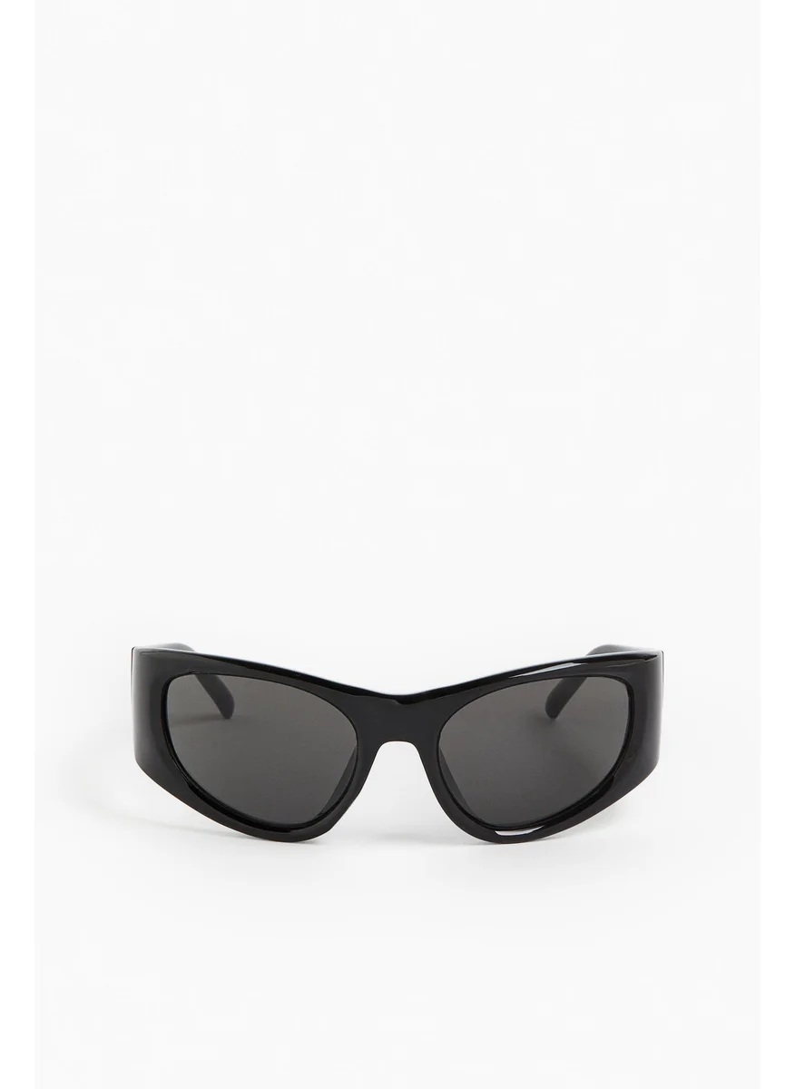 H&M Sporty Sunglasses