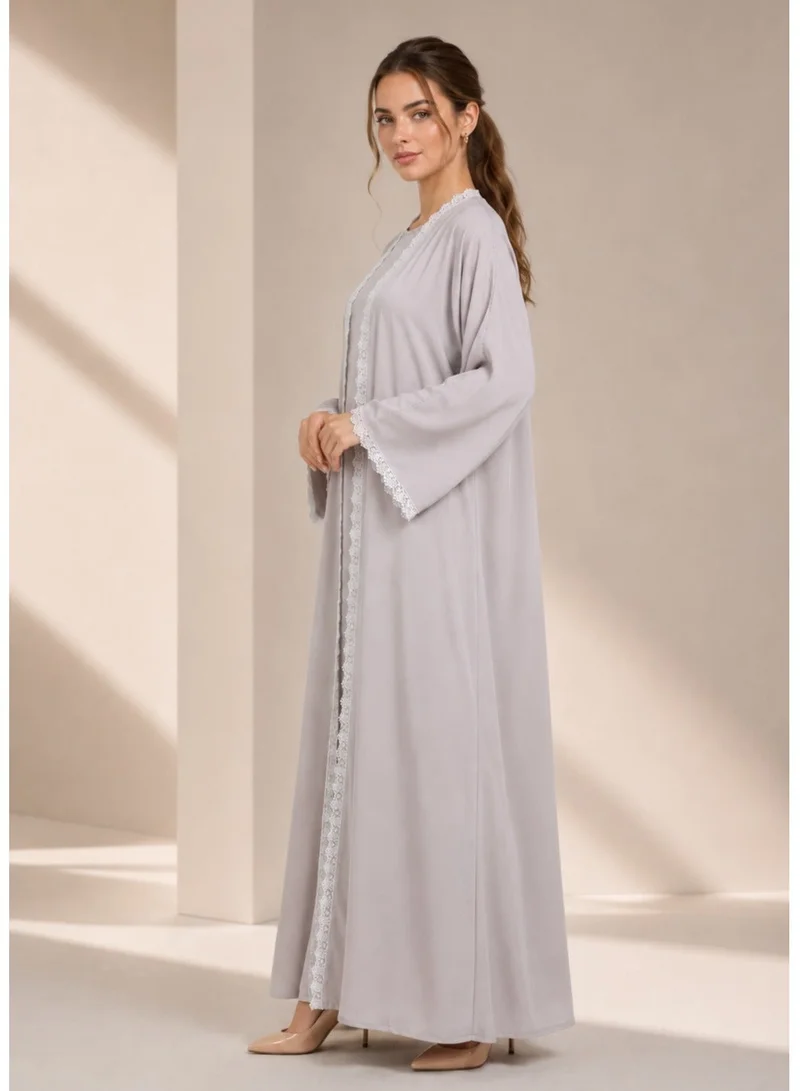 Nikias Nikias Nida abaya soft and comfortable for everyday wear, complete with a matching sheila.
