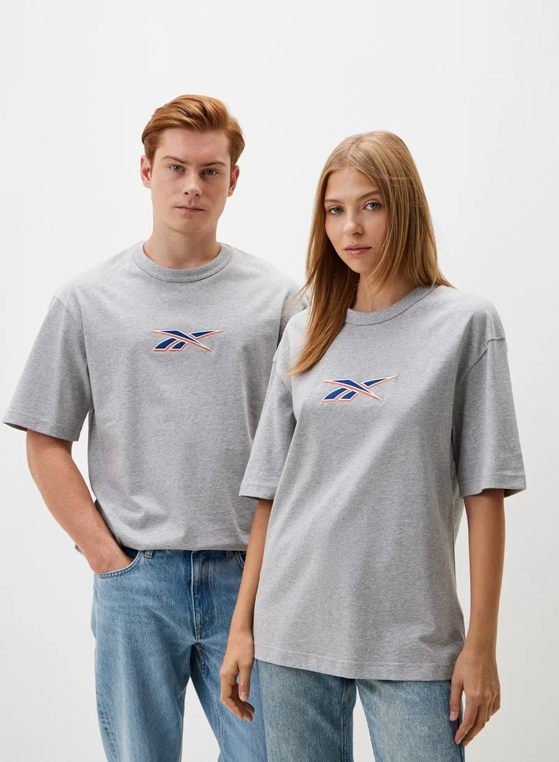 ريبوك تيشيرت موحد كلاسيكي