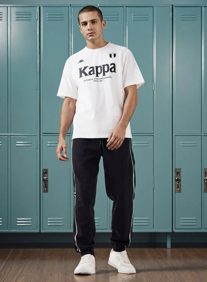 كابا تيشيرت بطبعة شعار كابا